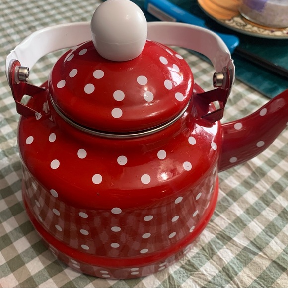 1.8 quart vintage enamel tea kettle , no whistling - Picture 1 of 6